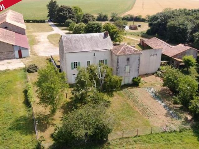 Propriété 6 pièces 146 m²