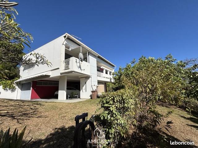 Propriété 6 pièces 146 m²