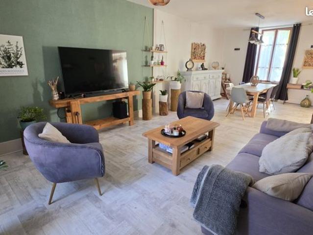 Propriété 6 pièces 146 m²