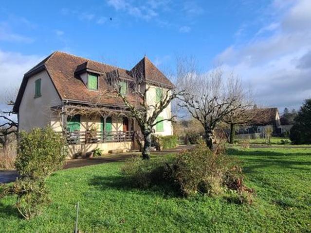 Propriété 6 pièces 146 m²