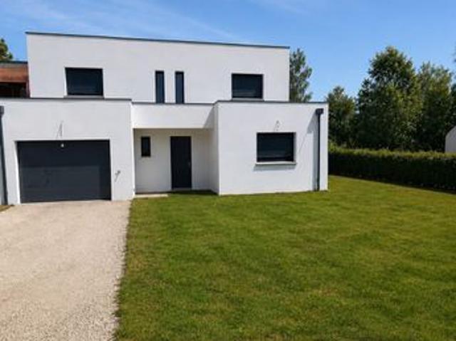 Propriété 6 pièces 147 m²