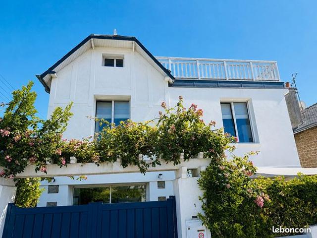 Propriété 6 pièces 147 m²
