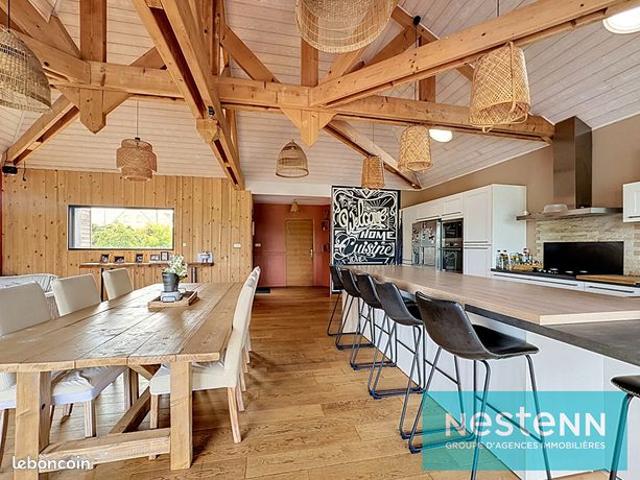 Propriété 6 pièces 147 m²