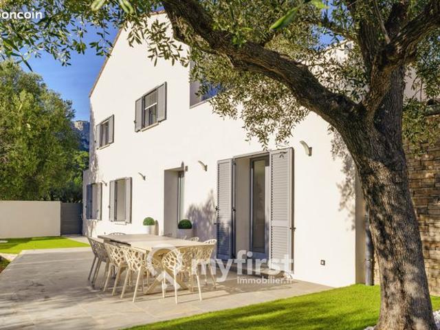 Propriété 6 pièces 147 m²