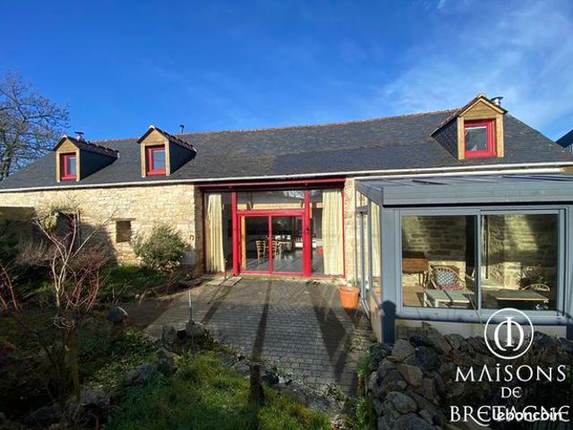 Propriété 6 pièces 148 m²