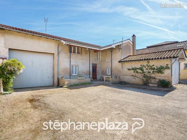 Propriété 6 pièces 148 m²