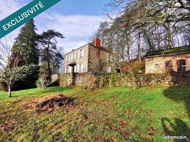 Propriété 6 pièces 148 m²