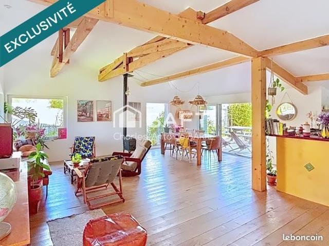 Propriété 6 pièces 148 m²