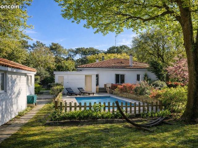 Propriété 6 pièces 170 m²