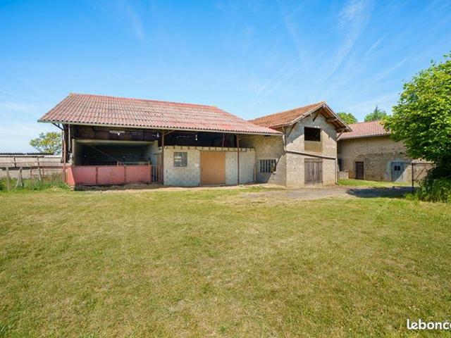 Propriété 6 pièces 148 m²