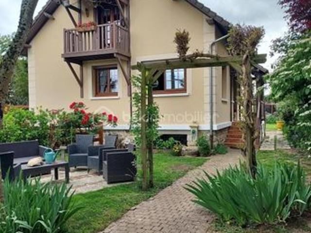 Propriété 6 pièces 140 m²