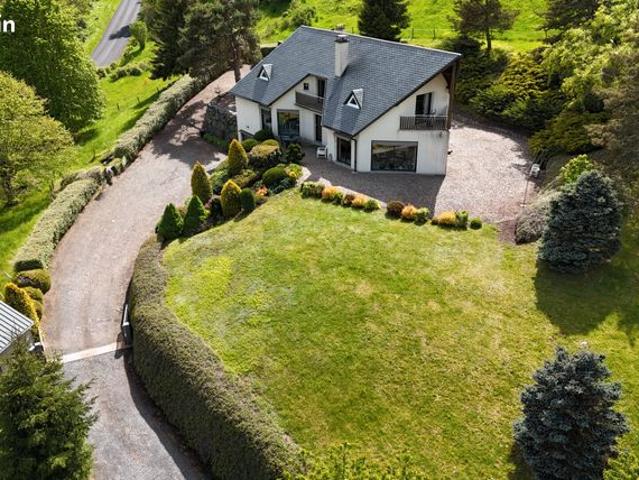 Propriété 6 pièces 140 m²