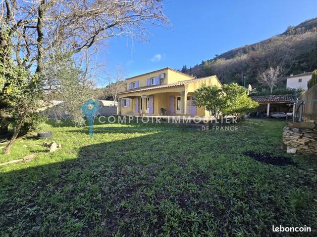 Propriété 6 pièces 140 m²