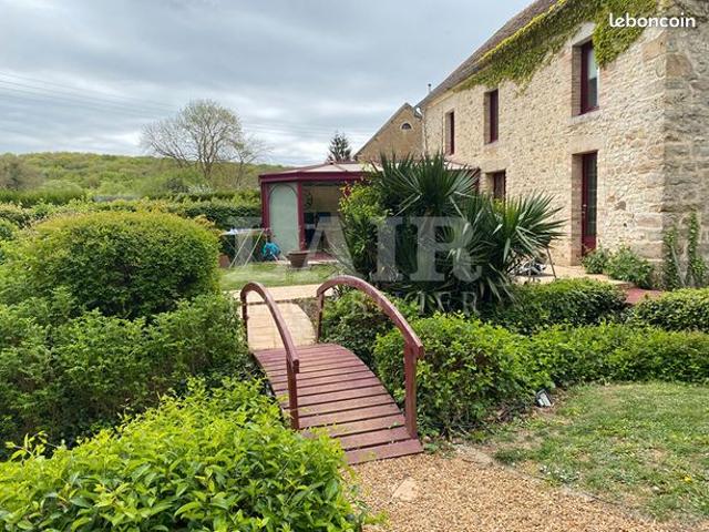 Propriété 6 pièces 140 m²