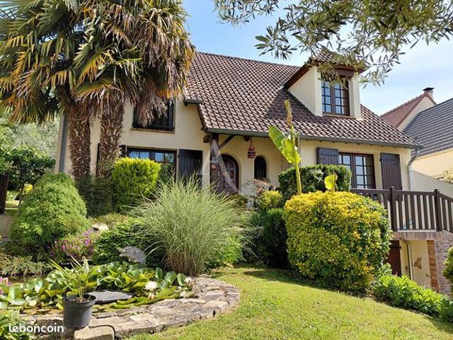 Propriété 6 pièces 140 m²