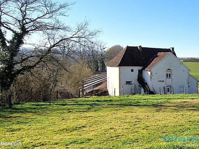 Propriété 6 pièces 140 m²