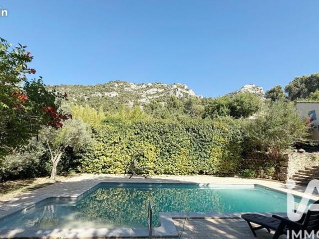 Propriété 6 pièces 207 m²