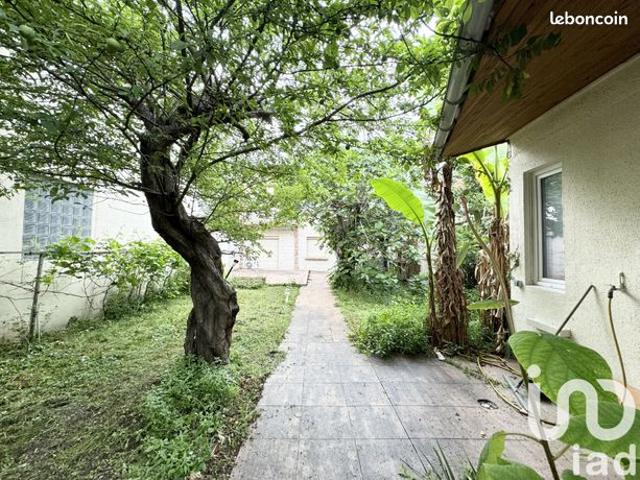 Propriété 6 pièces 140 m²