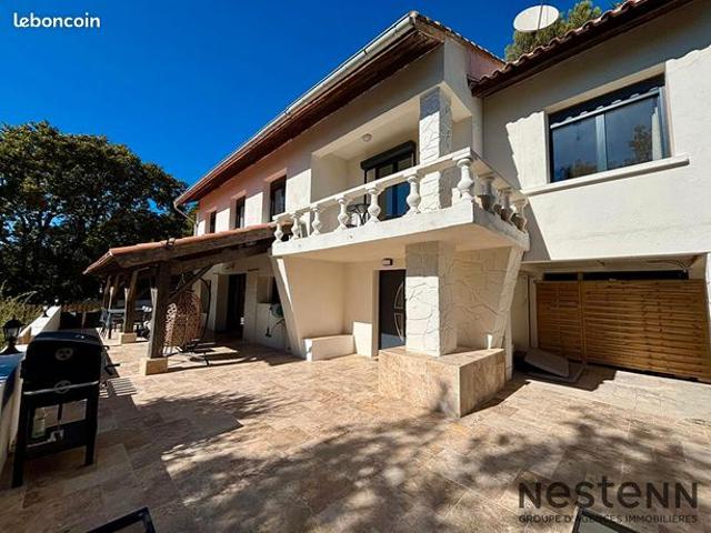Propriété 6 pièces 140 m²