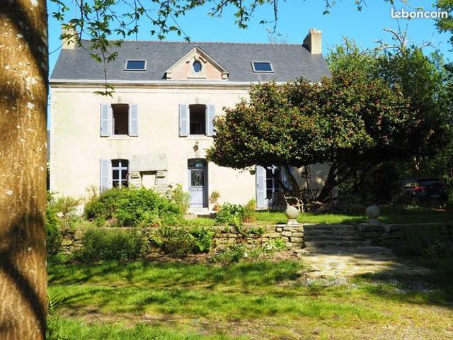 Propriété 6 pièces 140 m²