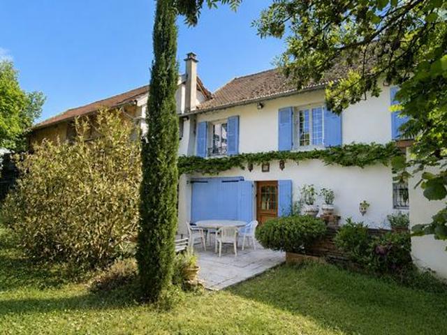 Propriété 6 pièces 140 m²