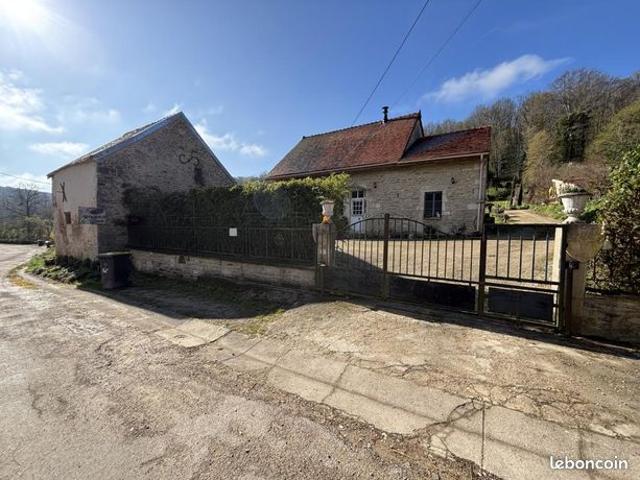Propriété 6 pièces 140 m²