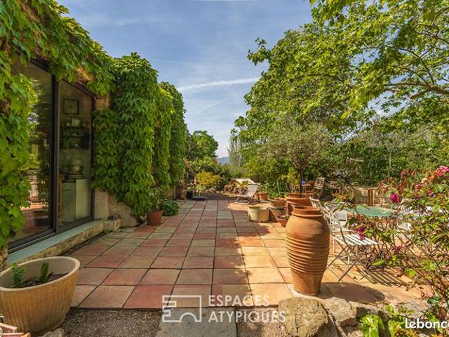 Propriété 6 pièces 140 m²