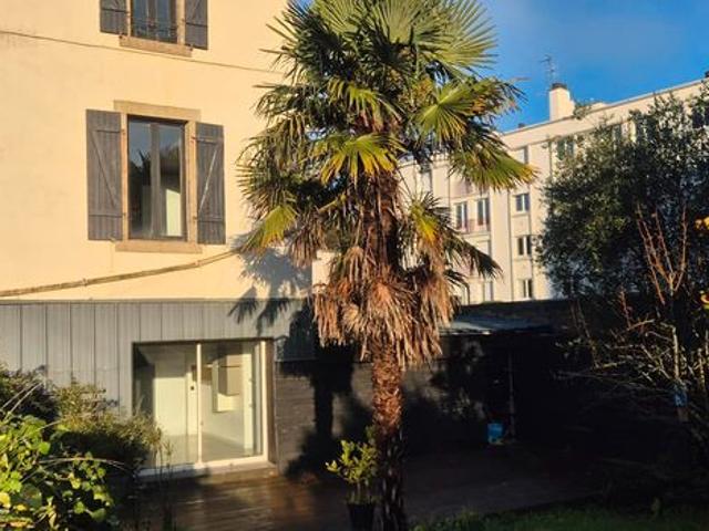 Propriété 6 pièces 140 m²