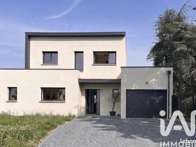 Propriété 6 pièces 141 m²