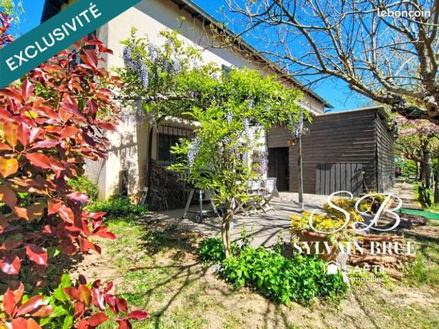 Propriété 6 pièces 141 m²
