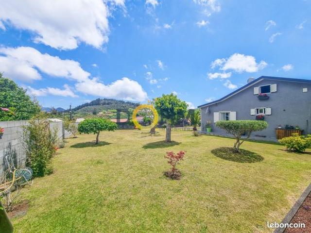 Propriété 6 pièces 141 m²