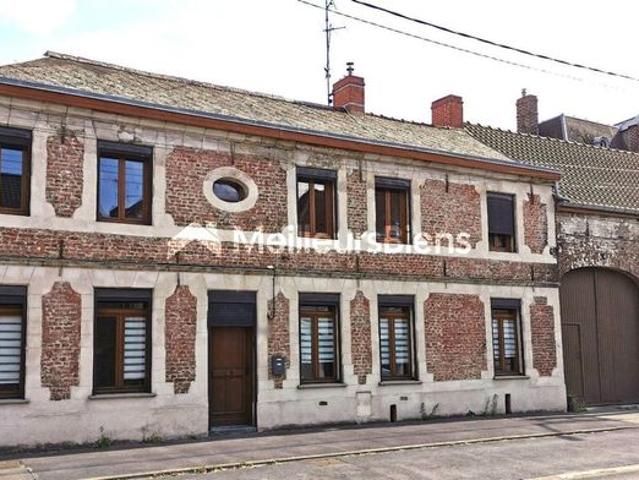 Propriété 6 pièces 142 m²