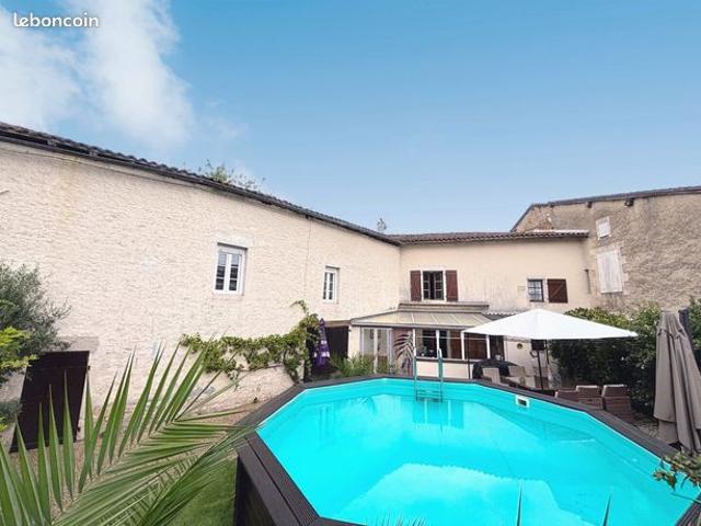 Propriété 6 pièces 142 m²