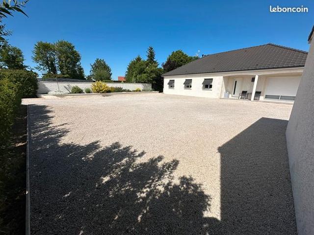 Propriété 6 pièces 142 m²