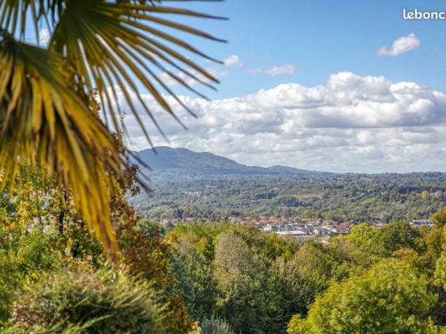 Propriété 6 pièces 142 m²