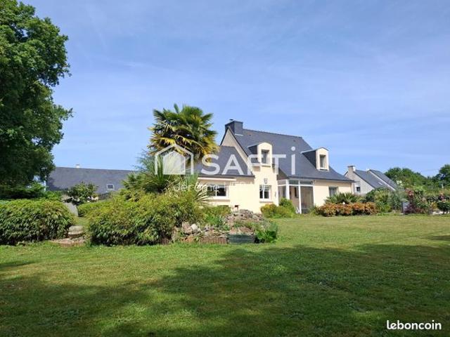 Propriété 6 pièces 143 m²