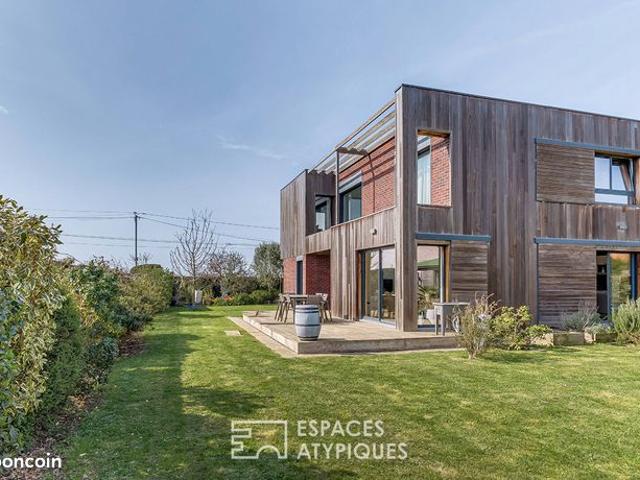 Propriété 6 pièces 143 m²
