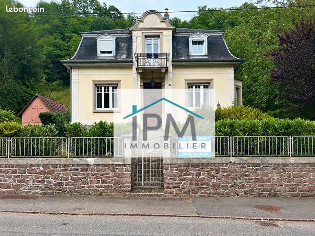Propriété 6 pièces 143 m²