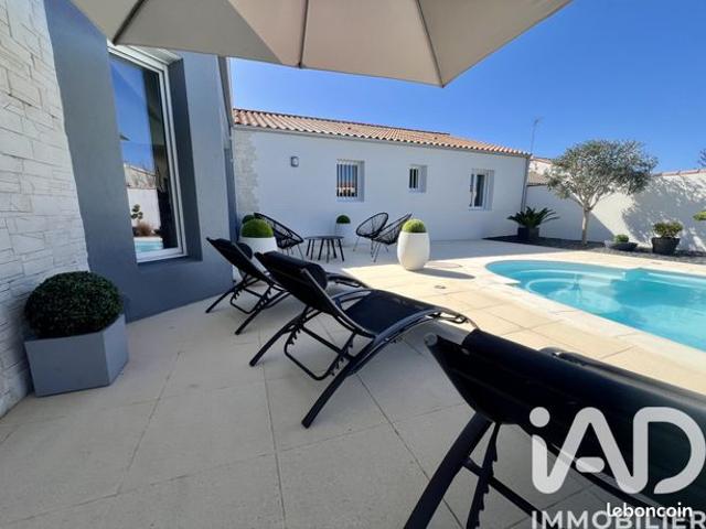 Propriété 6 pièces 143 m²