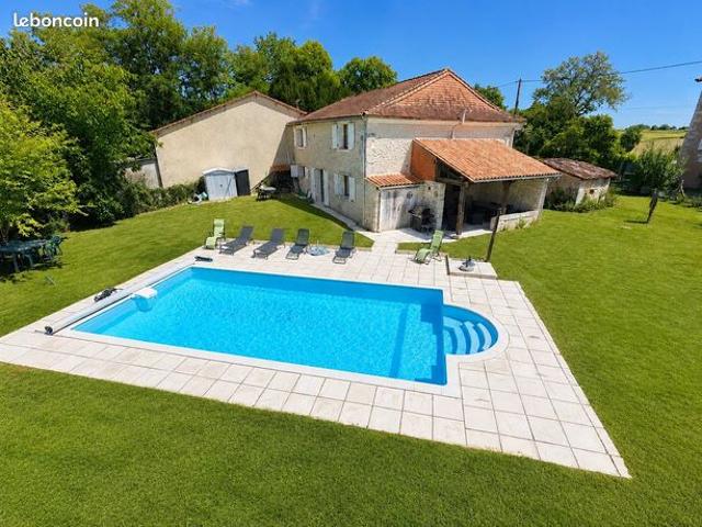 Propriété 6 pièces 143 m²