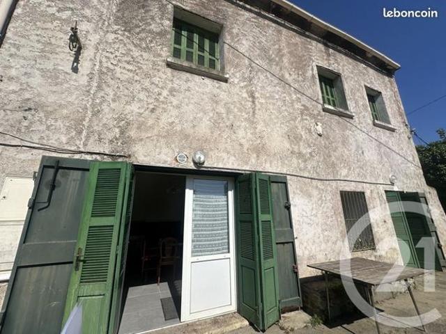 Propriété 6 pièces 154 m²