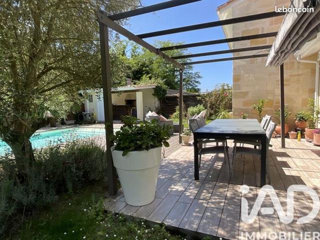 Propriété 6 pièces 154 m²