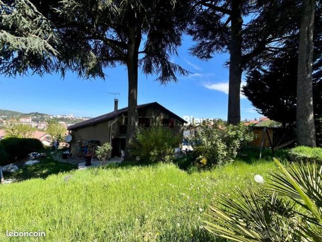 Propriété 6 pièces 155 m²