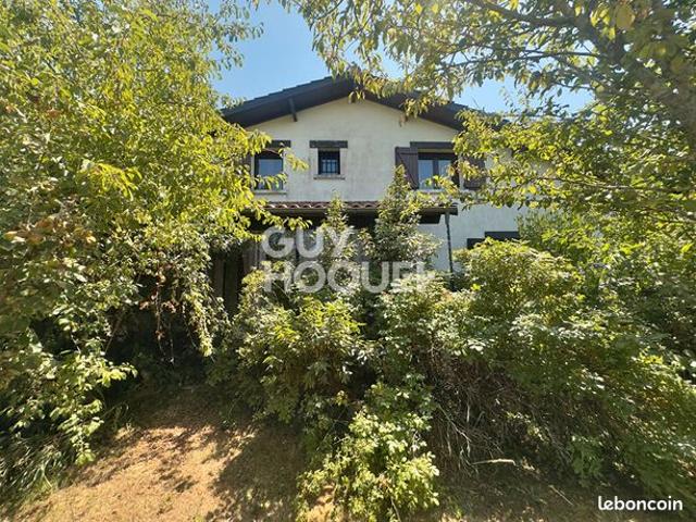Propriété 6 pièces 155 m²
