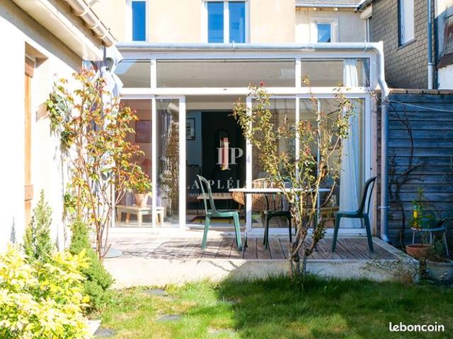 Propriété 6 pièces 155 m²