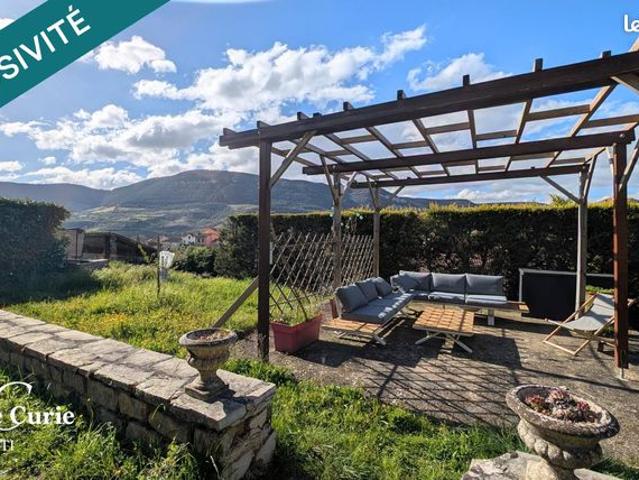 Propriété 6 pièces 155 m²