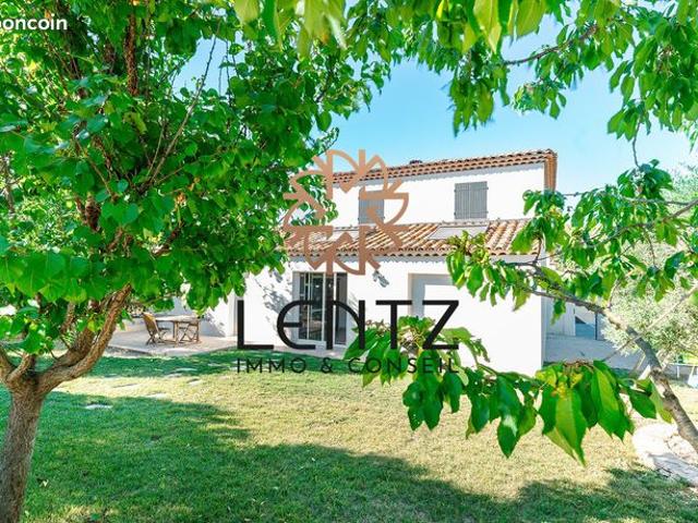Propriété 6 pièces 155 m²
