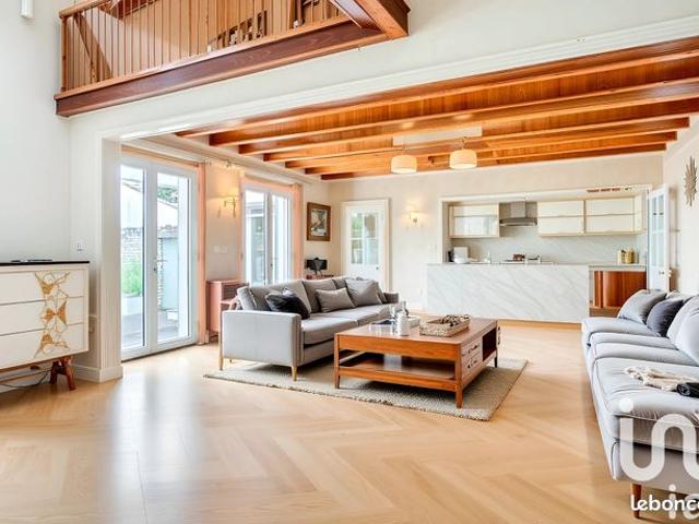 Propriété 6 pièces 155 m²