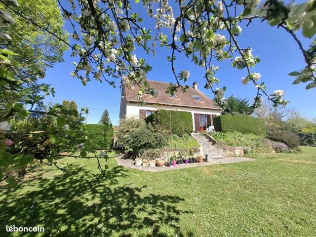 Propriété 6 pièces 155 m²