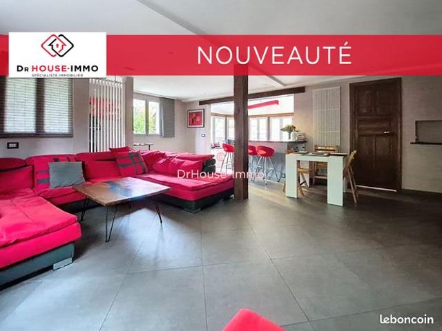 Propriété 6 pièces 155 m²